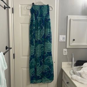 Old navy strapless flowey dress